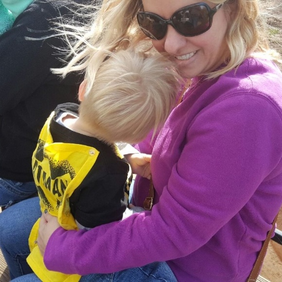 Meet your Posher, Heather - Picture 2 of 8